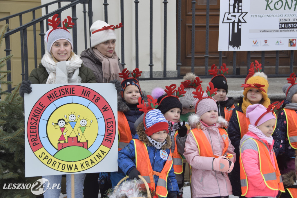 Pszczółki i Puchatki częstowały pierniczkami