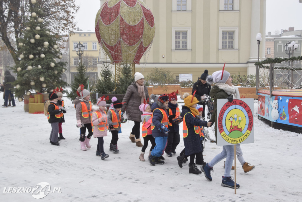 Pszczółki i Puchatki częstowały pierniczkami
