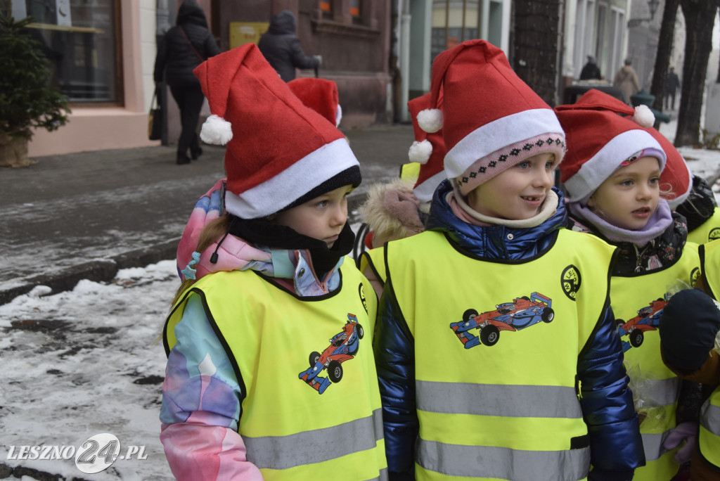 Pszczółki i Puchatki częstowały pierniczkami