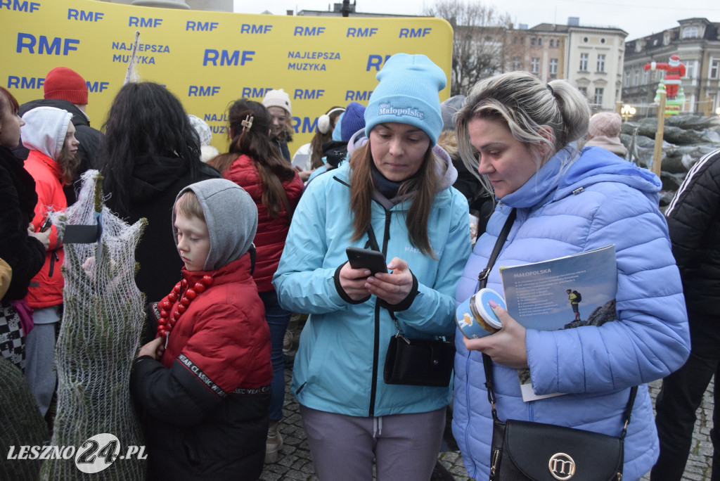 Choinki od RFM FM i Blanka na Rynku w Lesznie