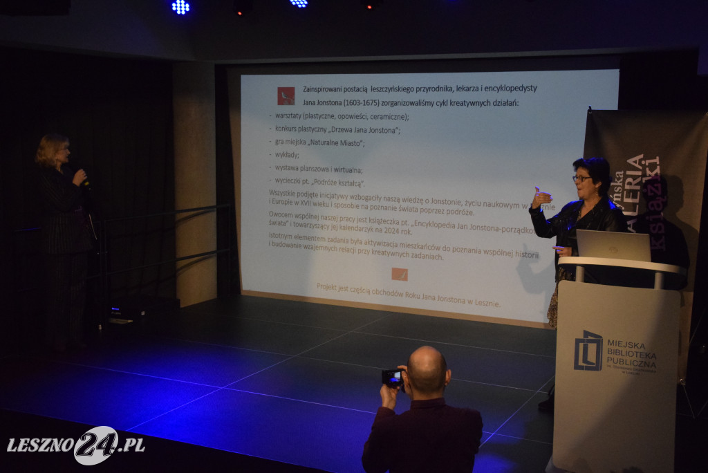 Promocja encyklopedii poświęconej Jonstonowi