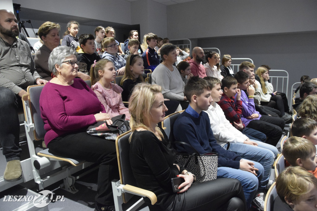 Promocja encyklopedii poświęconej Jonstonowi
