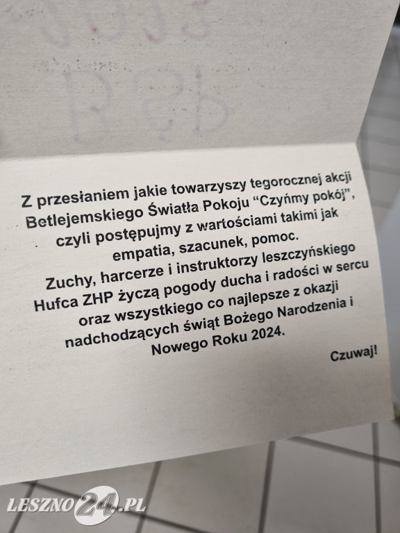 Roznoszą Betlejemskie Światło Pokoju