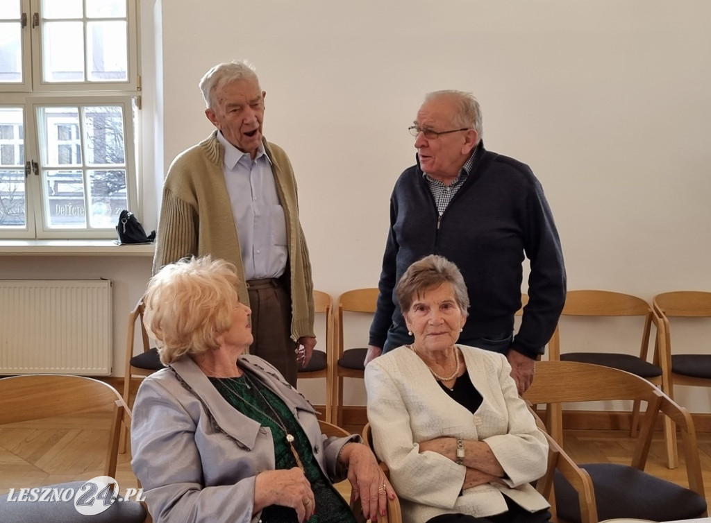 Słuchacze UTW 80 + w Ratuszu
