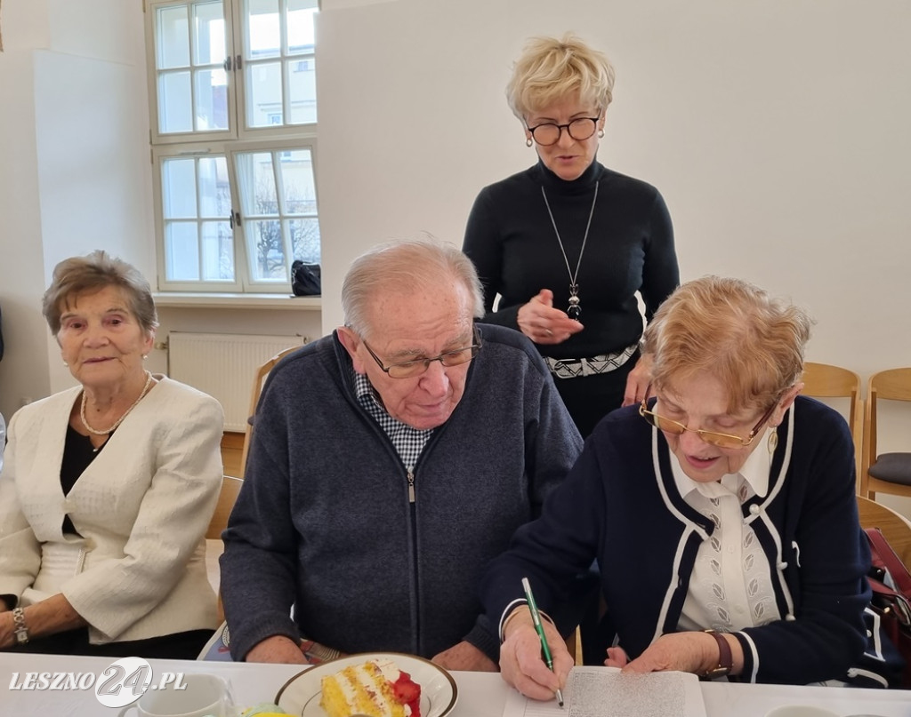 Słuchacze UTW 80 + w Ratuszu