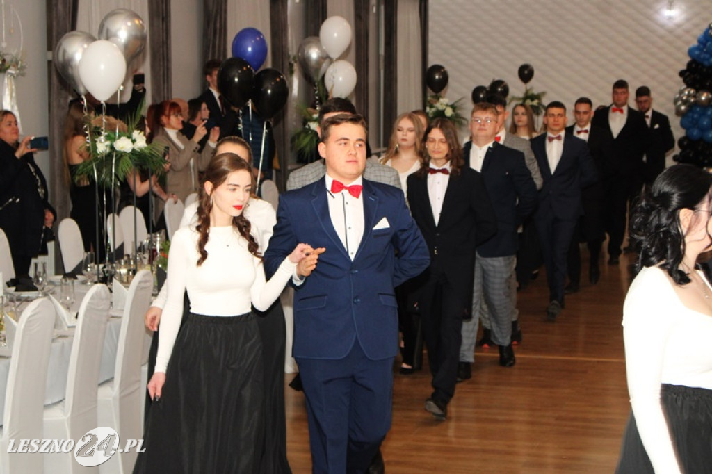 Studniówka Zespołu Szkół nr 4 w Lesznie