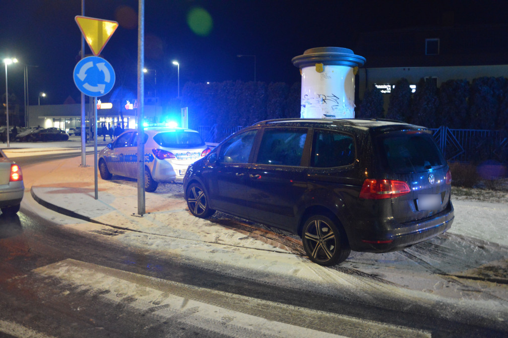 Kolizja radiowozu w Lesznie