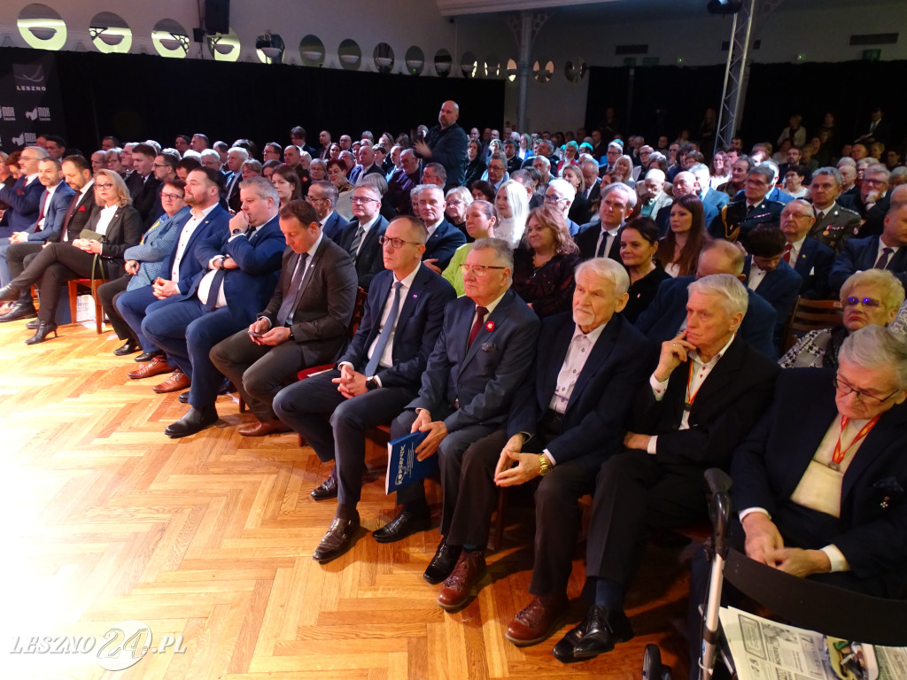 Nagrodzeni za pracę dla Leszna