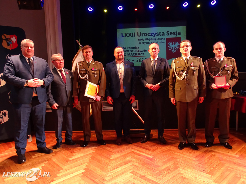 Nagrodzeni za pracę dla Leszna