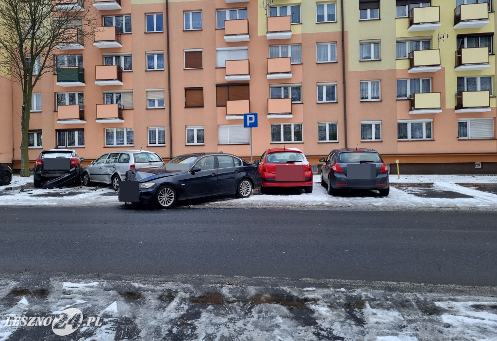 Trzy auta uszkodzone