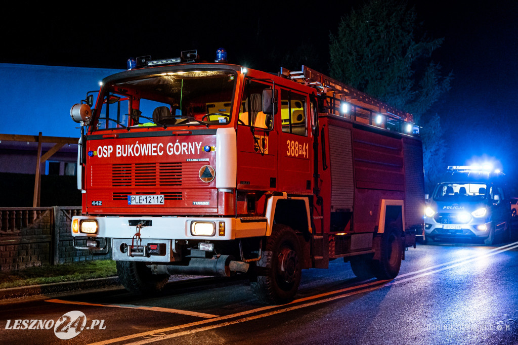 W Bukówcu Górnym samochód wjechał w dom