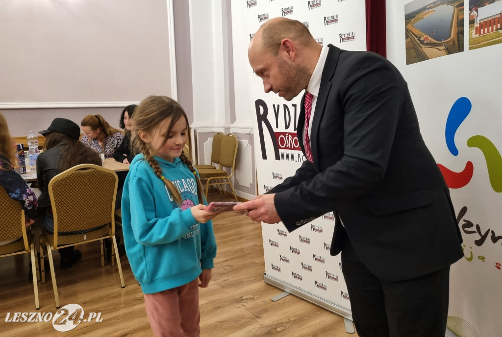 Koszulki dla młodych artystów