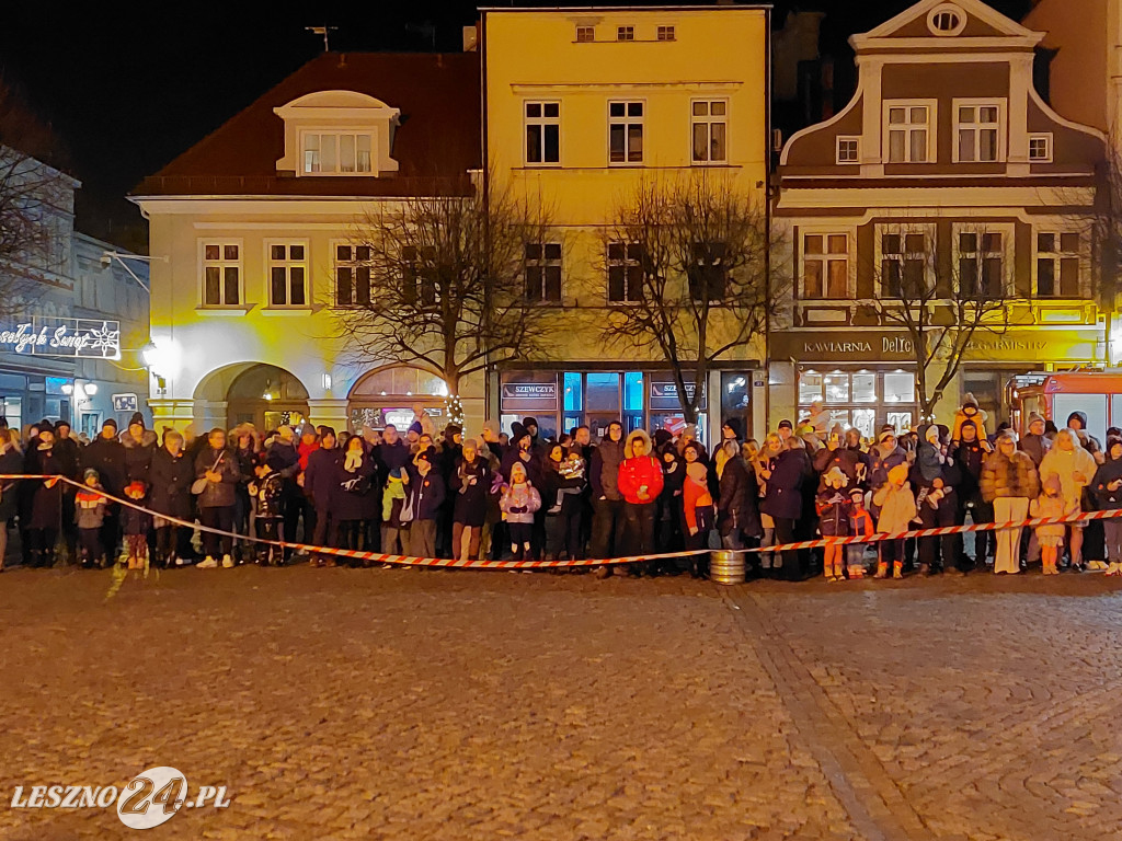 Światełko do nieba w Lesznie. WOŚP 2024