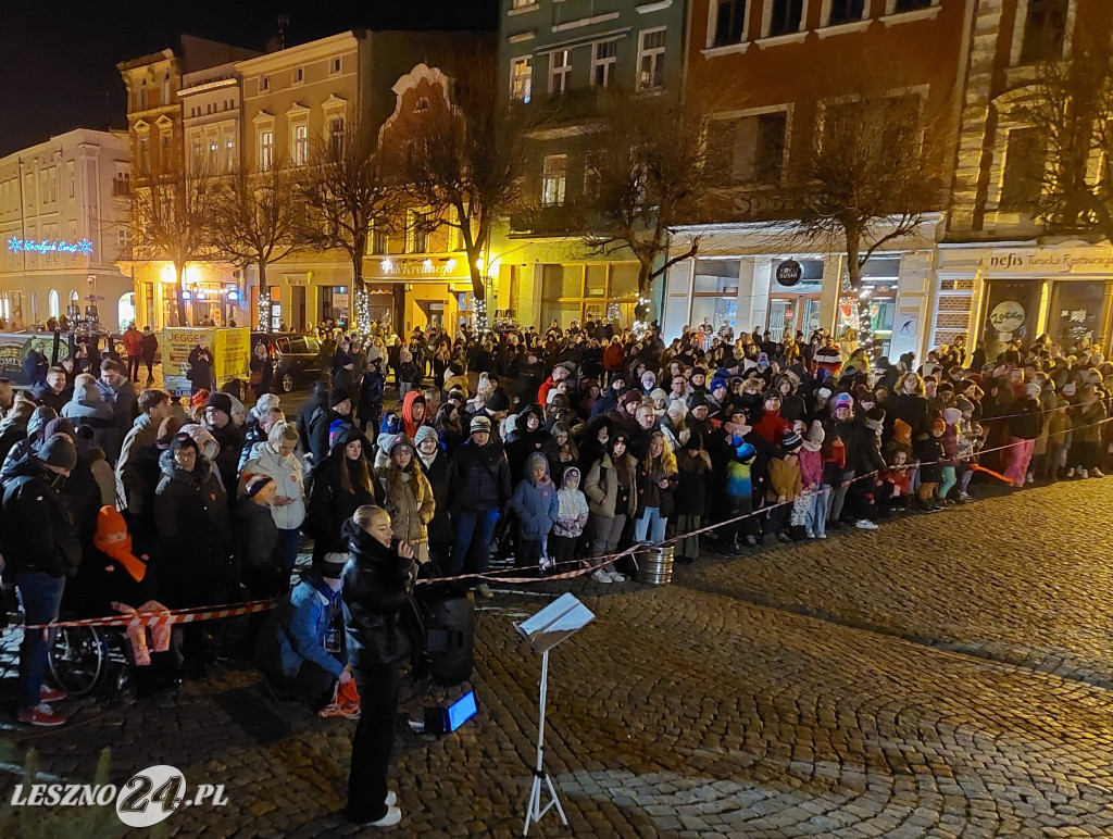 Światełko do nieba w Lesznie. WOŚP 2024