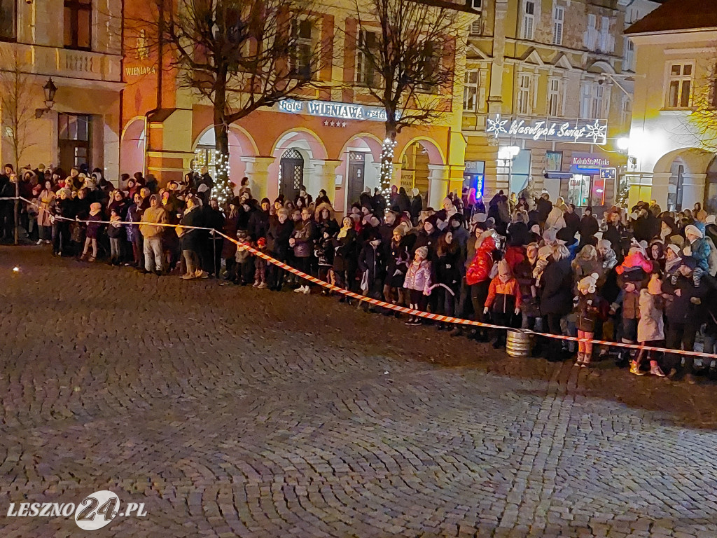 Światełko do nieba w Lesznie. WOŚP 2024