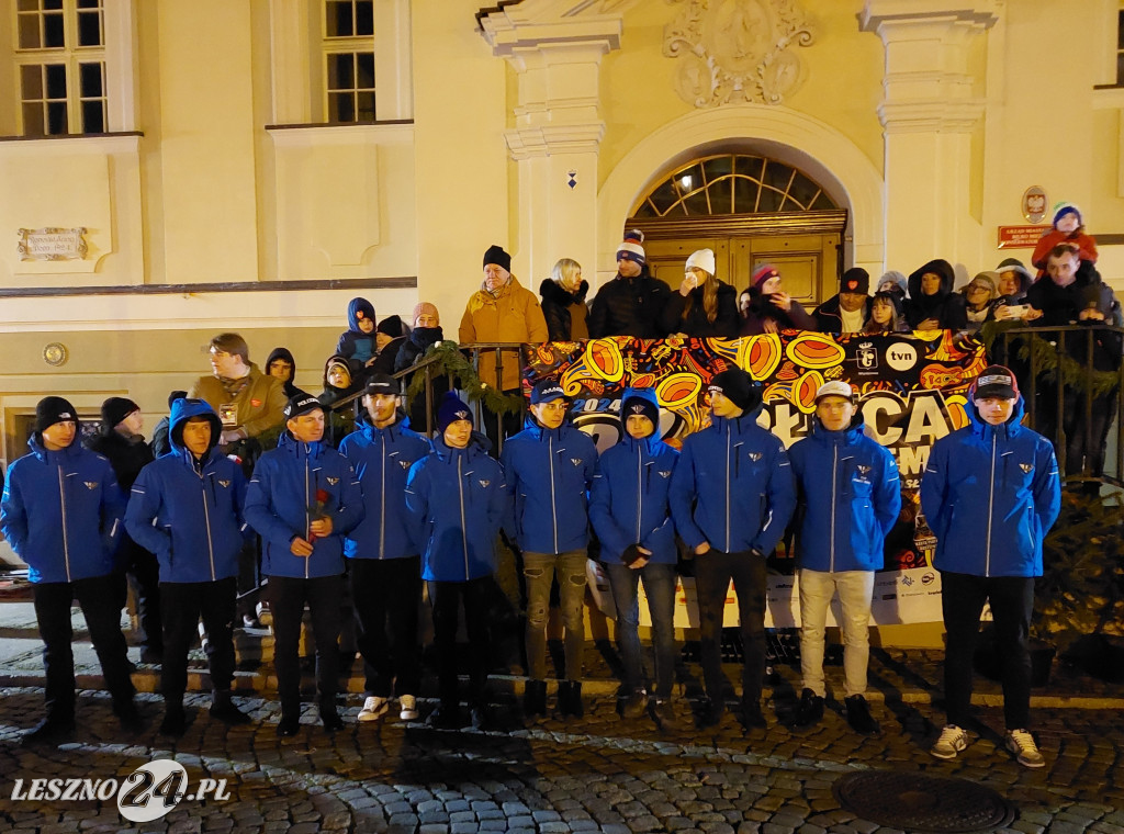 Światełko do nieba w Lesznie. WOŚP 2024