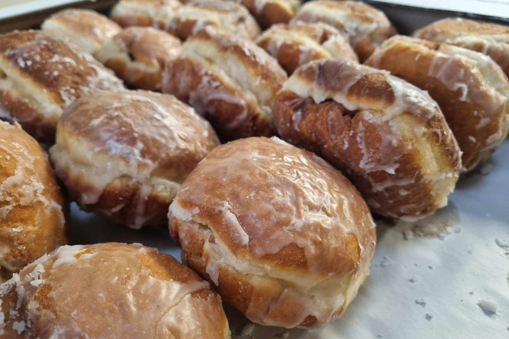 Pączki zjedzone, zaczęło się liczenie