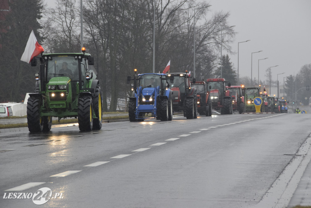 Protest rolniczy na węźle Leszno-Zachód na S5