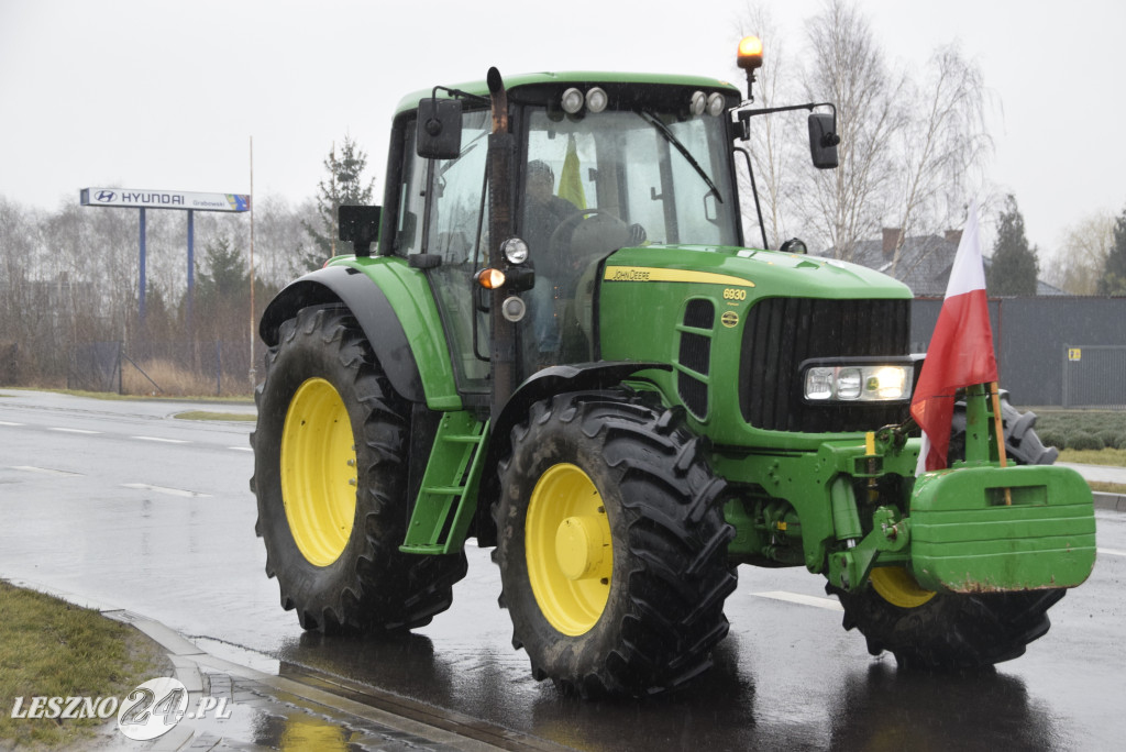 Protest rolniczy na węźle Leszno-Zachód na S5