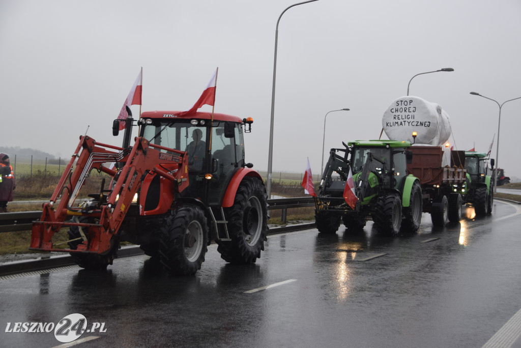 Protest rolniczy na węźle Leszno-Zachód na S5