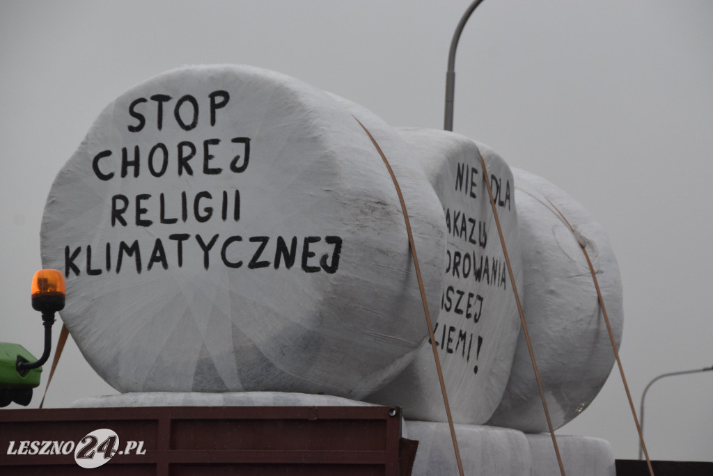 Protest rolniczy na węźle Leszno-Zachód na S5
