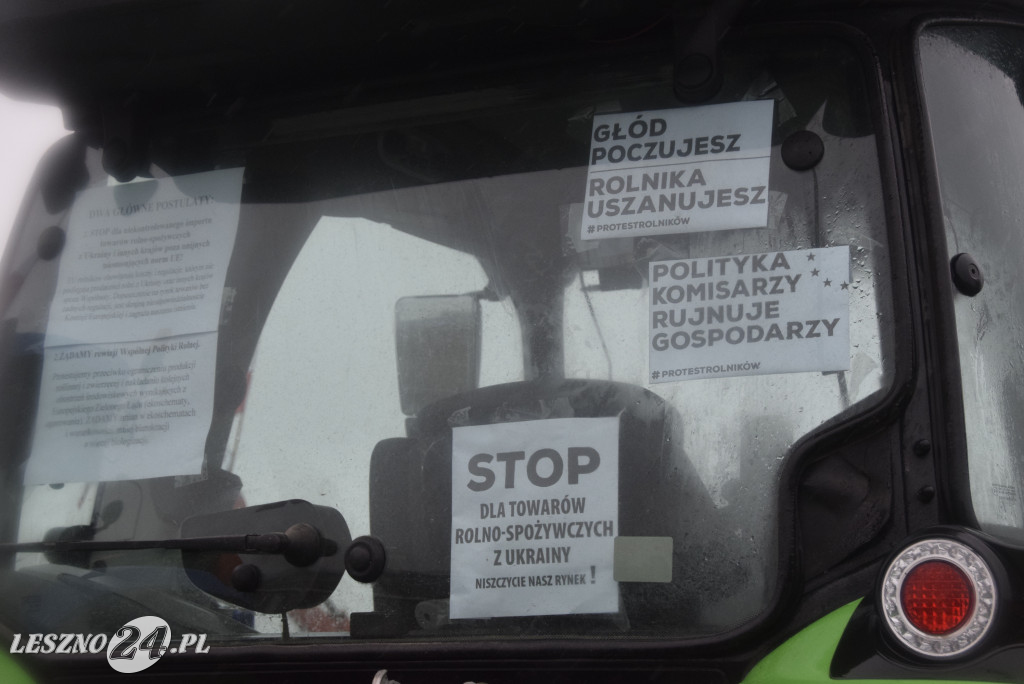Protest rolniczy na węźle Leszno-Zachód na S5
