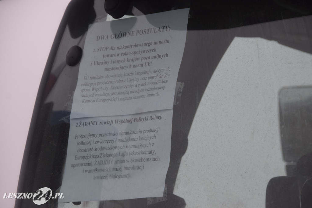 Protest rolniczy na węźle Leszno-Zachód na S5