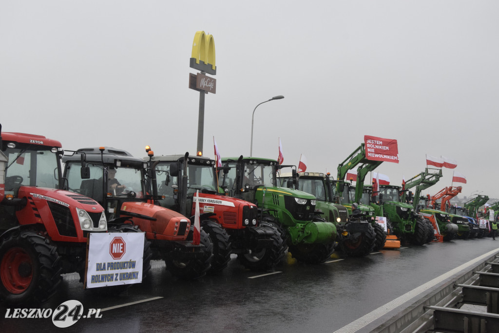 Protest rolniczy na węźle Leszno-Zachód na S5