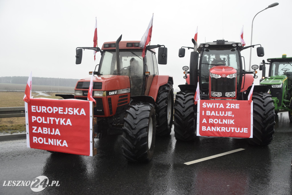 Protest rolniczy na węźle Leszno-Zachód na S5