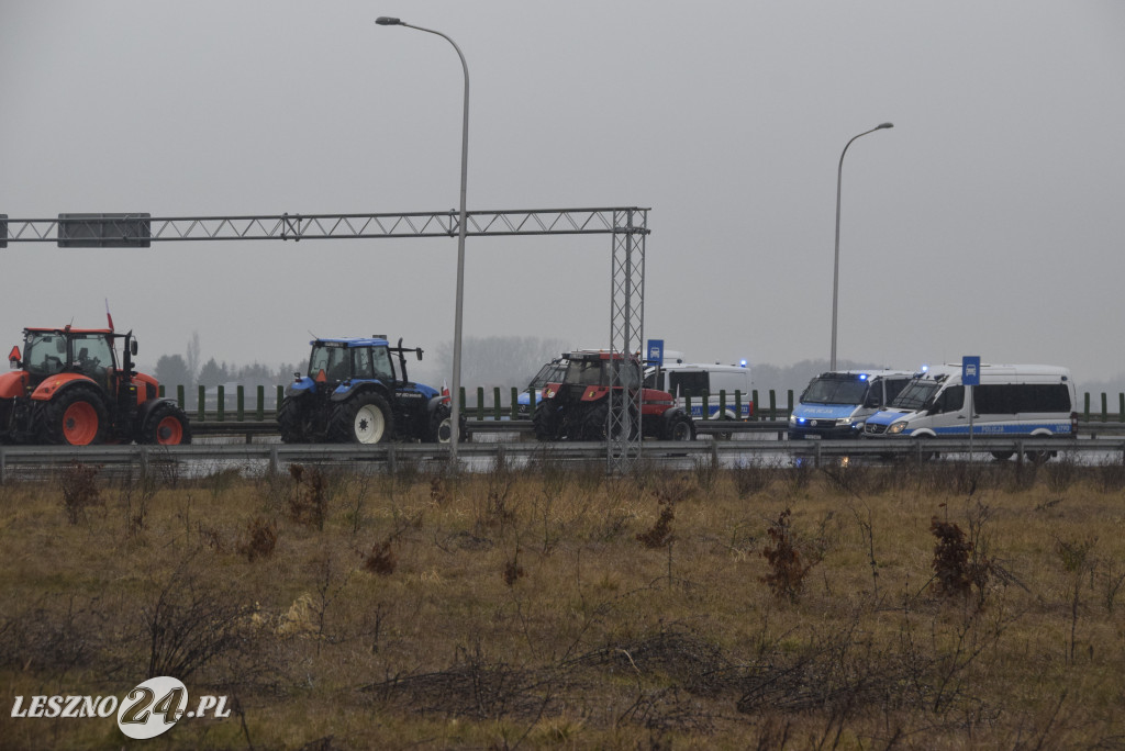Protest rolniczy na węźle Leszno-Zachód na S5