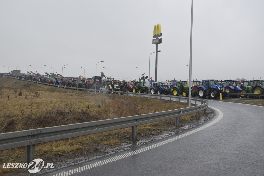 Protest rolniczy na węźle Leszno-Zachód na S5