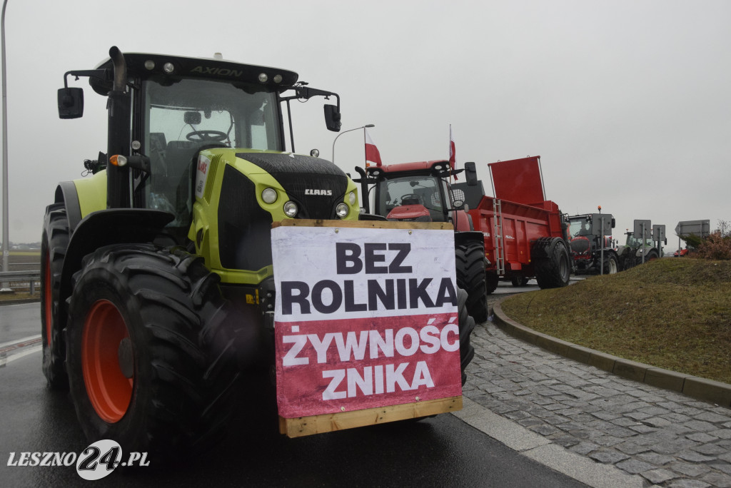 Protest rolniczy na węźle Leszno-Zachód na S5