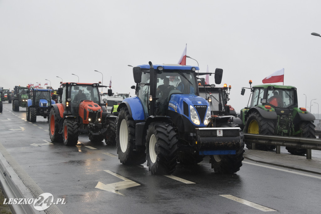 Protest rolniczy na węźle Leszno-Zachód na S5