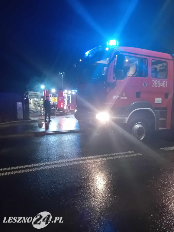 Spalił się tir ze skórami