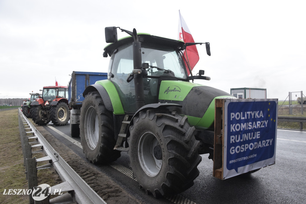 Strajk Rolników na węźle Leszno-Zachód - druga doba