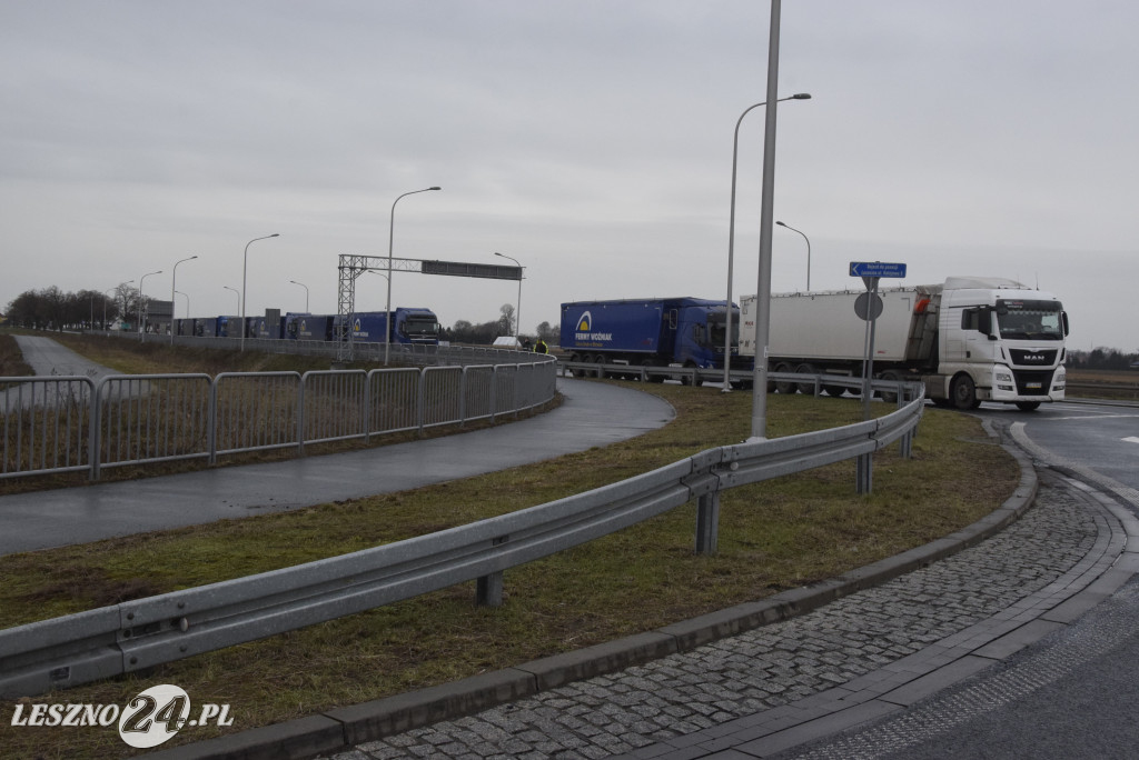 Strajk Rolników na węźle Leszno-Zachód - druga doba
