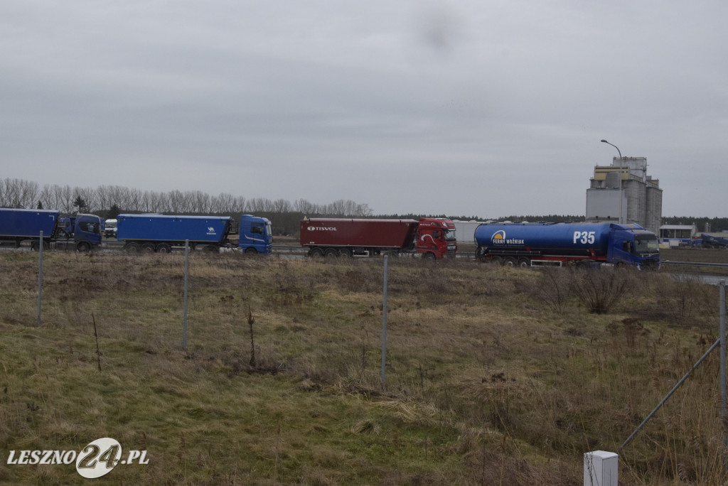 Strajk Rolników na węźle Leszno-Zachód - druga doba
