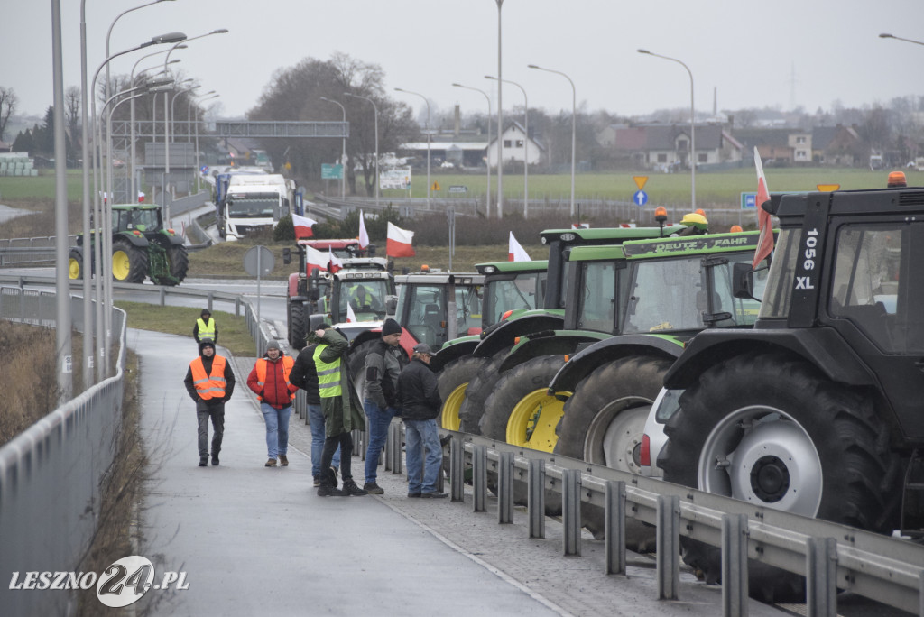 Strajk Rolników na węźle Leszno-Zachód - druga doba
