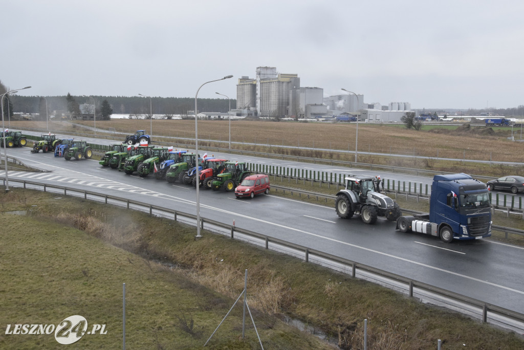 Strajk Rolników na węźle Leszno-Zachód - druga doba
