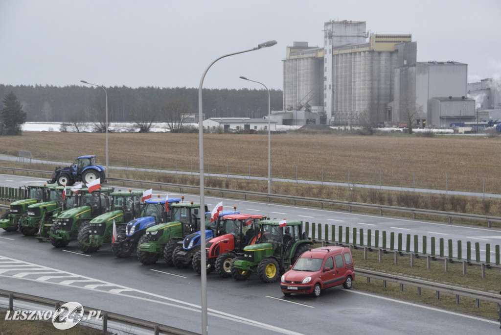Strajk Rolników na węźle Leszno-Zachód - druga doba