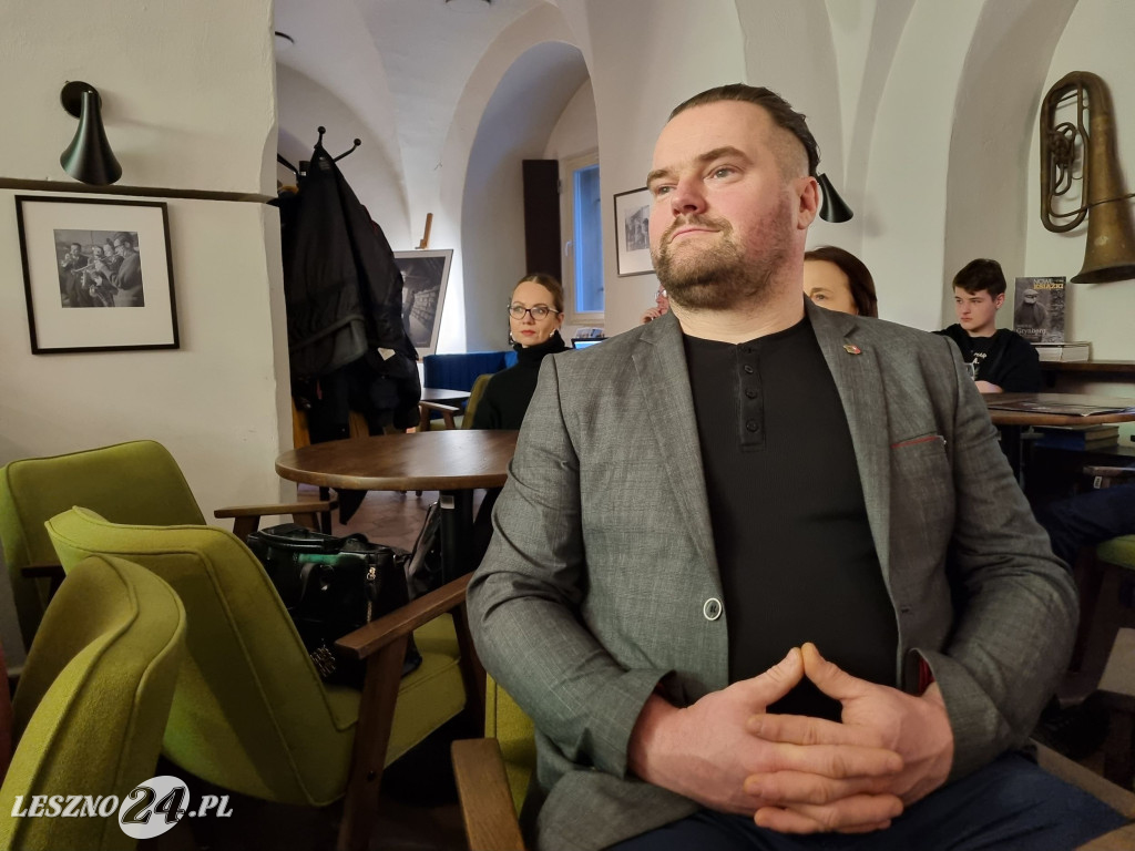 Młodzież rozmawiała o Lesznie i wyborach