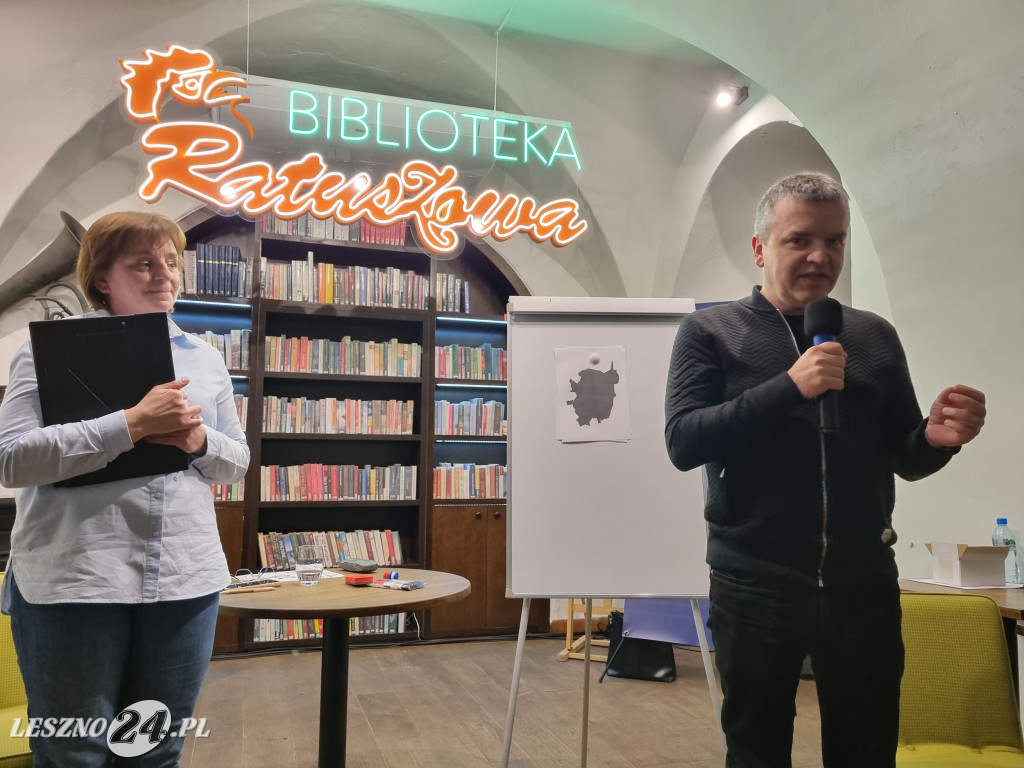 Młodzież rozmawiała o Lesznie i wyborach