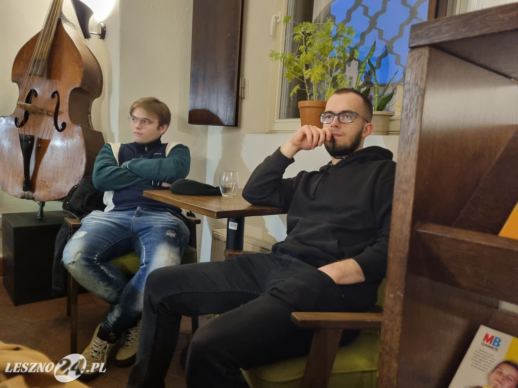 Młodzież rozmawiała o Lesznie i wyborach