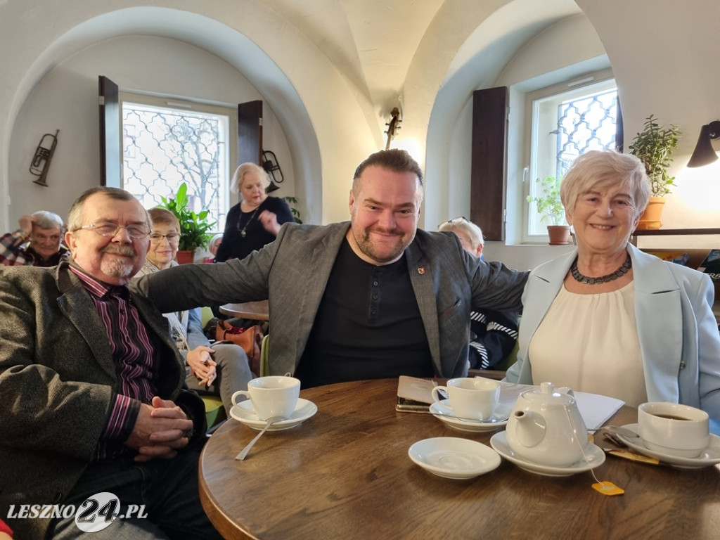 Rozmowa o Lesznie i wyborach z seniorami