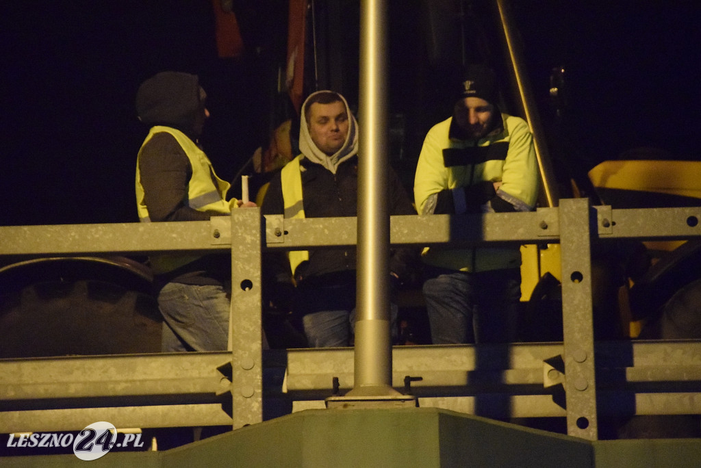 Nocne spotkanie na rolniczej blokadzie