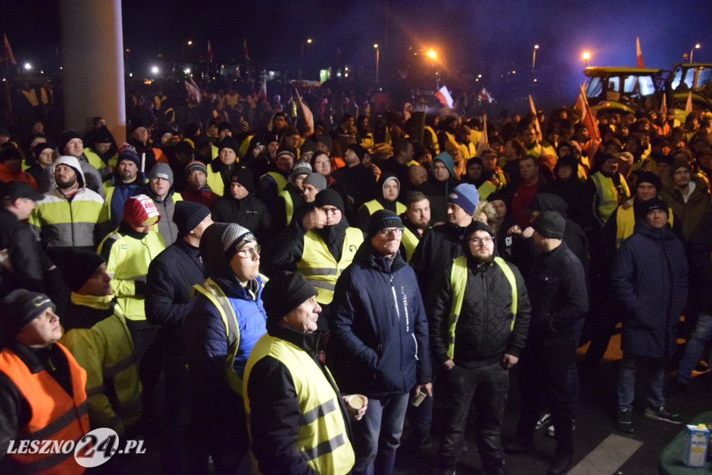 Nocne spotkanie na rolniczej blokadzie