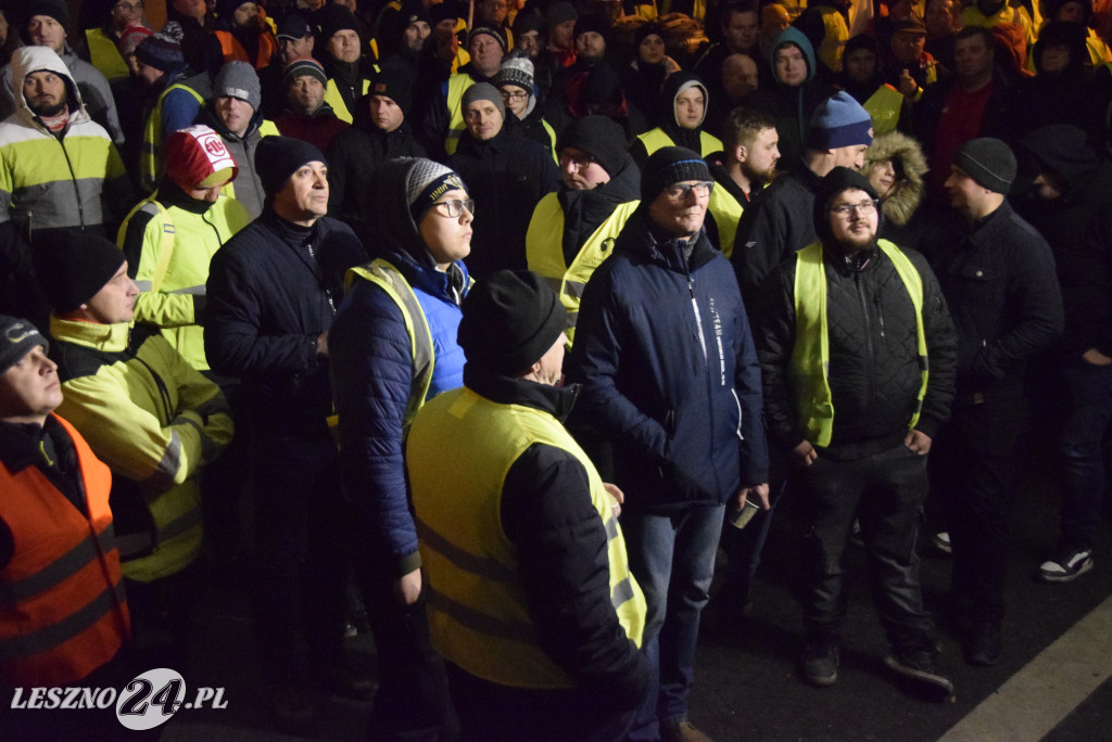Nocne spotkanie na rolniczej blokadzie