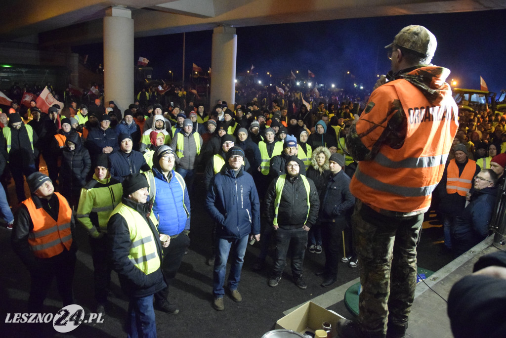 Nocne spotkanie na rolniczej blokadzie