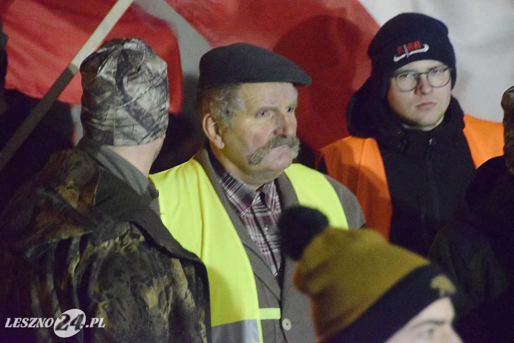 Nocne spotkanie na rolniczej blokadzie