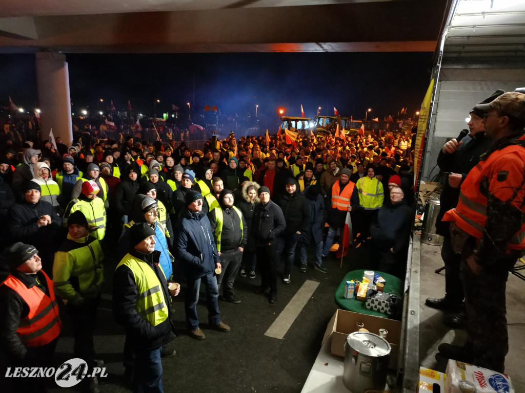 Nocne spotkanie na rolniczej blokadzie